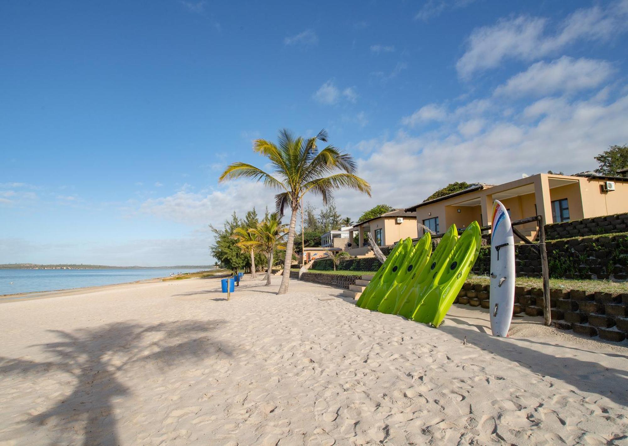 Bilene Lodge By Dream Resorts Vila Praia Do Bilene Exterior photo